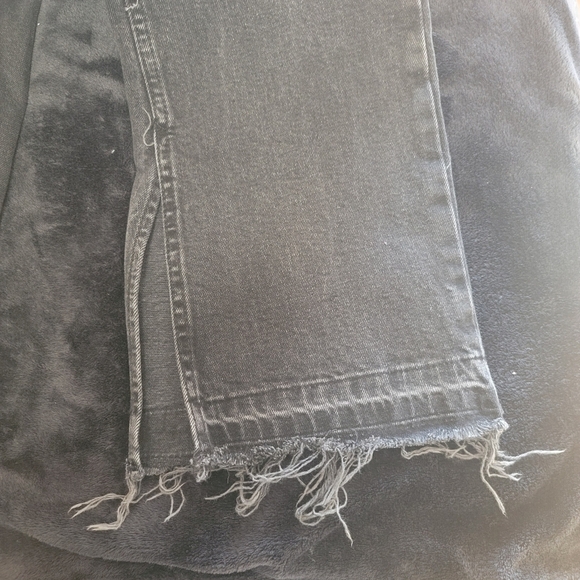 Free People Black Denim High Waist Jeans w/ Raw Hem & Slit Detail, 32, - Picture 4 of 7